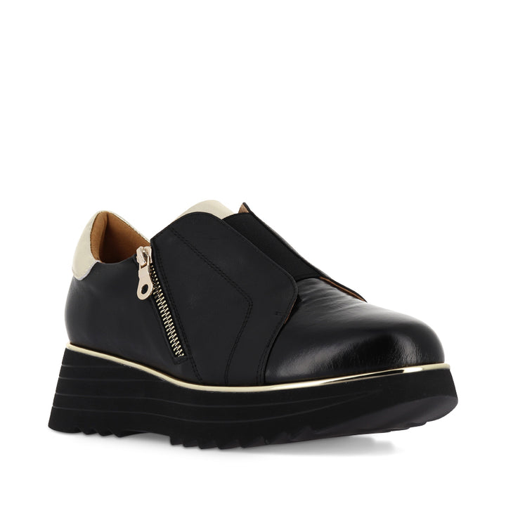 HEGGIE - BLACK PATENT LEATHER / GOLD