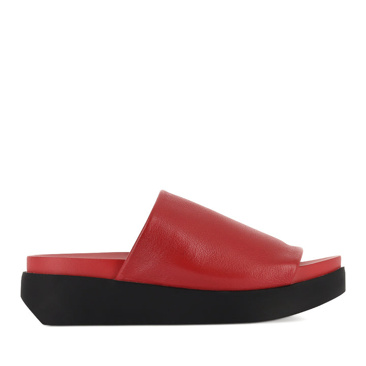 SOFFIA - RED TUMBLED LEATHER/BLACK SOLE