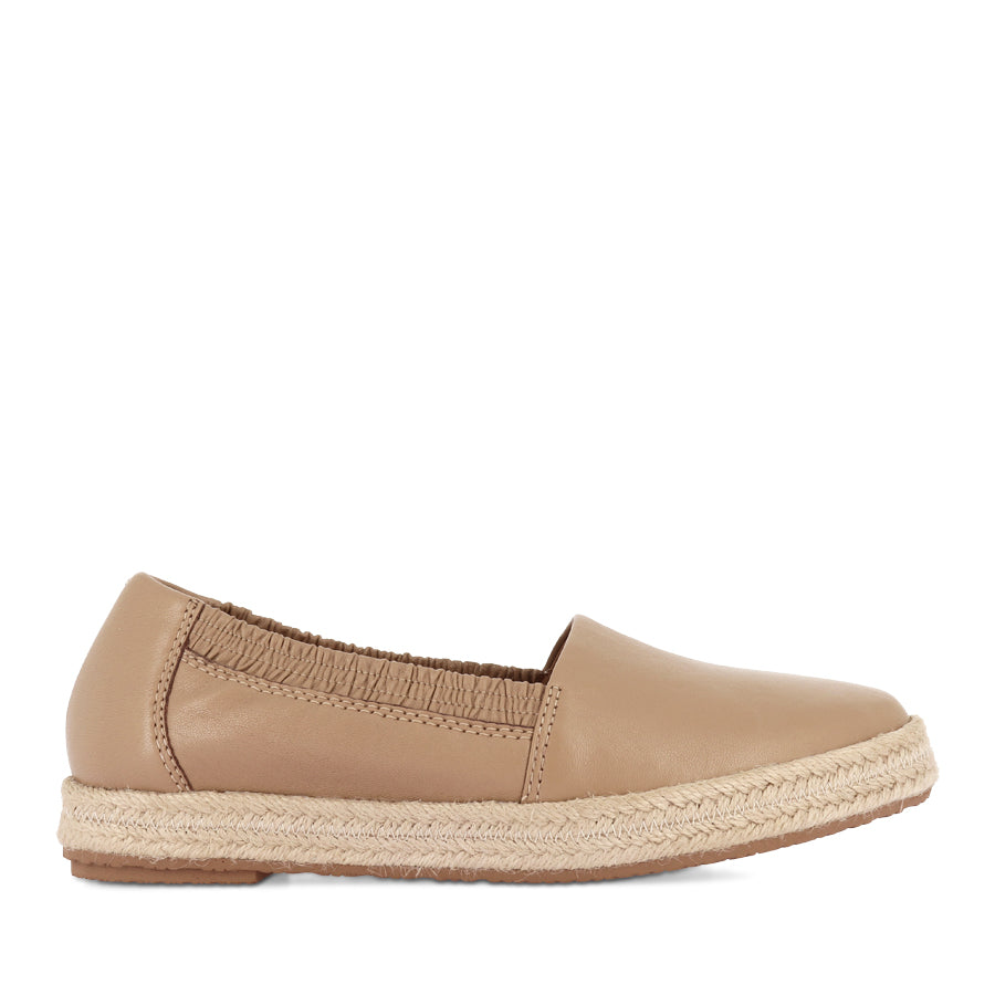 REECE CAMEL LEATHER – Evans Shoes