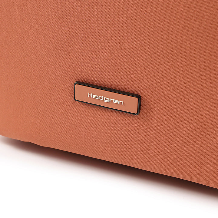 GRAVITY MEDIUM CROSSBODY - REDWOOD BURL