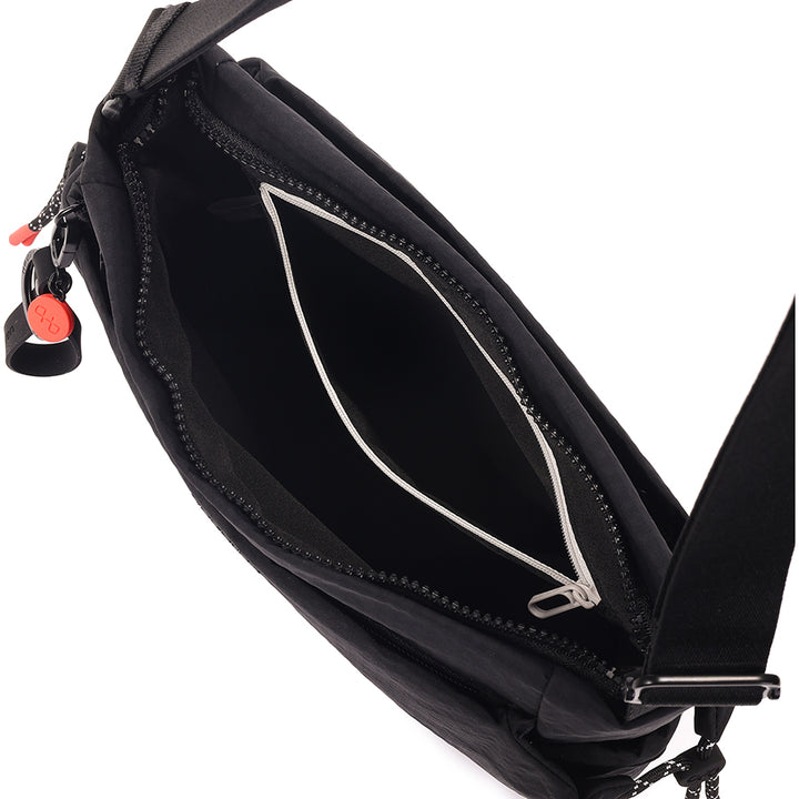 MAKOTO SQUARE CROSSBODY - BLACK