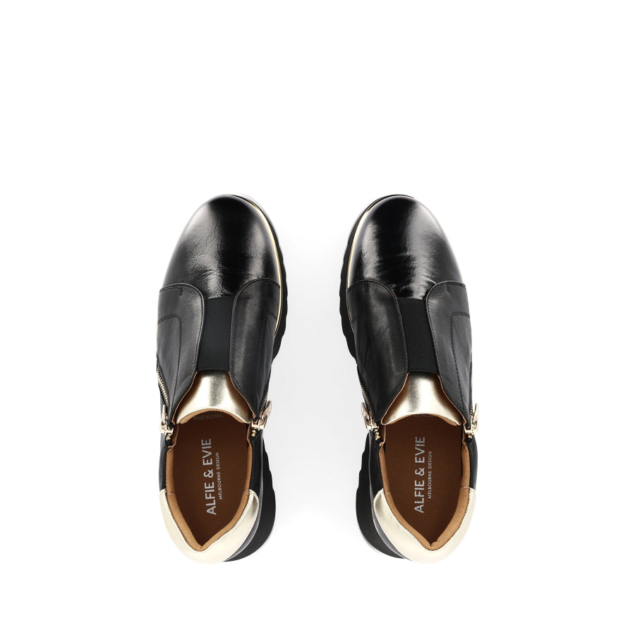HEGGIE - BLACK PATENT LEATHER / GOLD