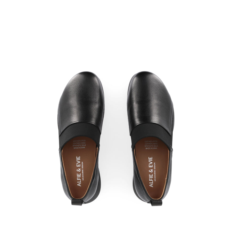 JAMAICA - BLACK LEATHER BLACK TRIM