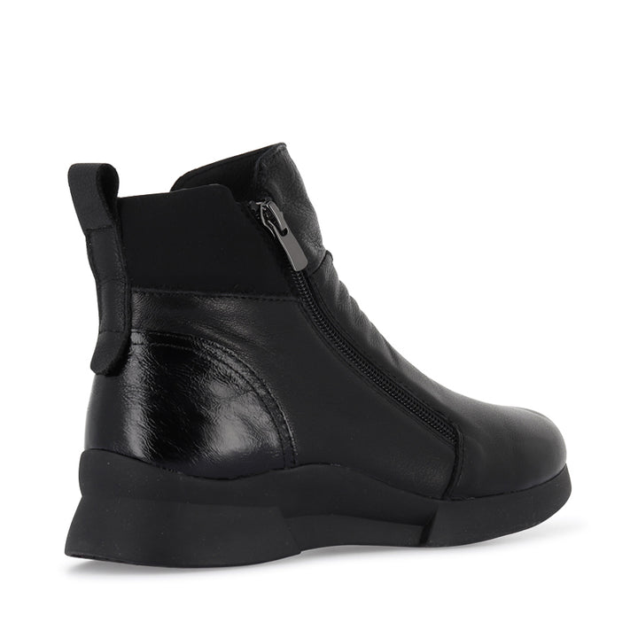 JUSTICE - BLACK LEATHER BLACK COMBINATION