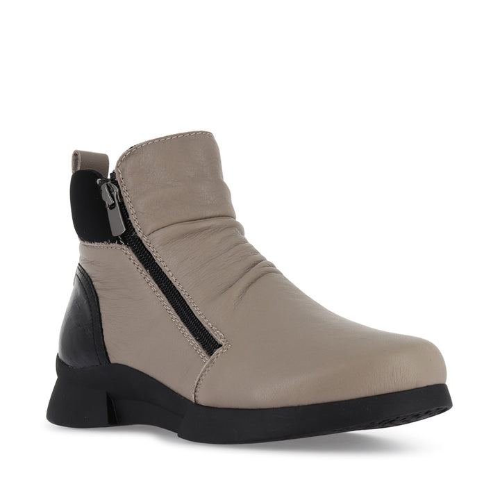 JUSTICE - MUSHROOM LEATHER BLACK COMBINATION