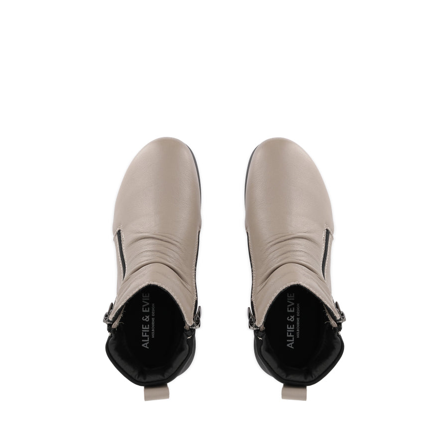 JUSTICE - MUSHROOM LEATHER BLACK COMBINATION
