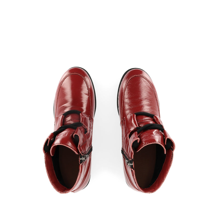 VOLUME - RED CRUSH PATENT LEATHER