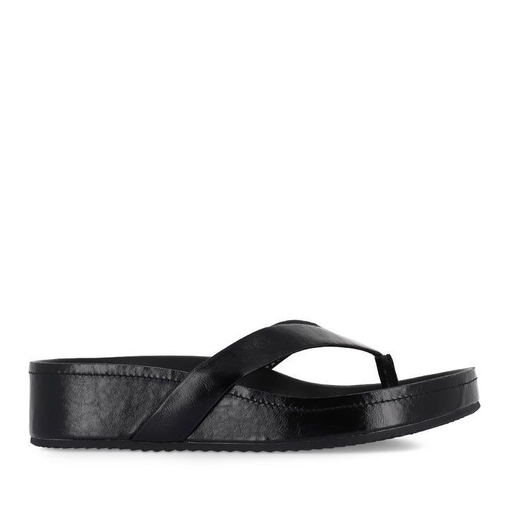 AKIKO - BLACK OILY CRINKLE LEATHER