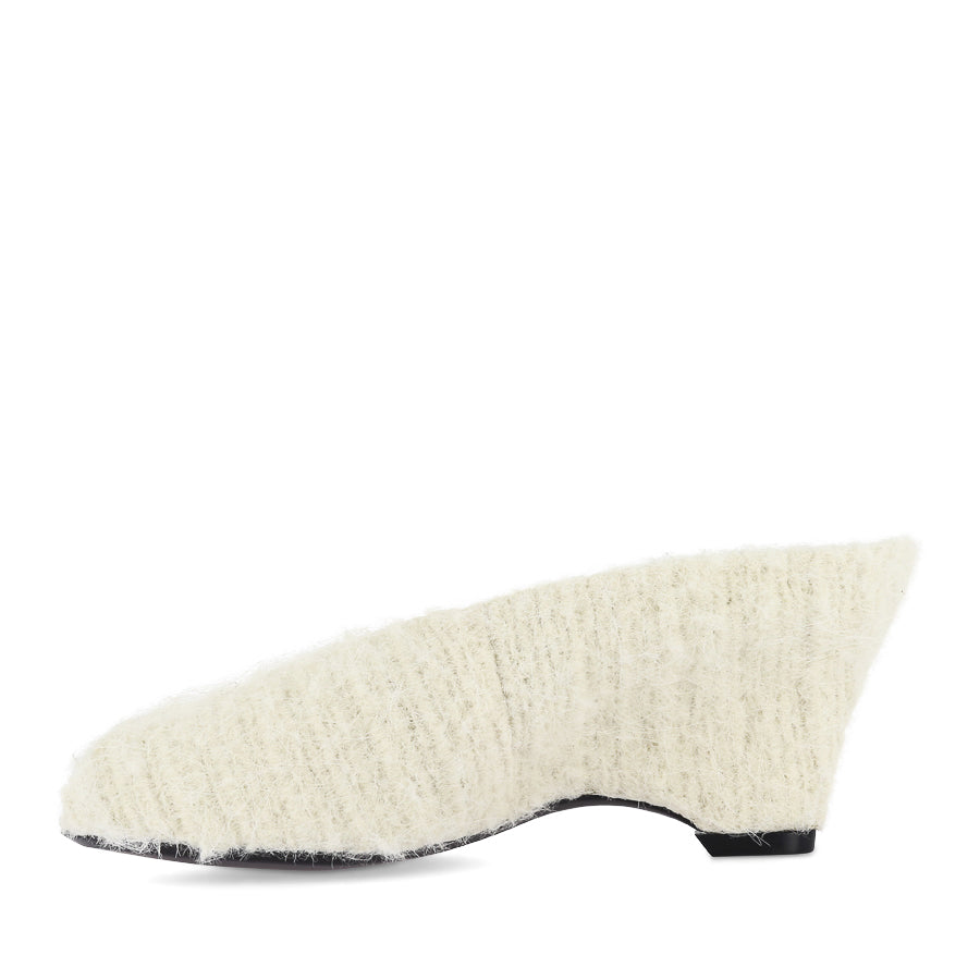 AYALA - BONE WOOL