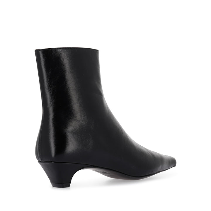 TABITHA - BLACK OILY CRINKLE LEATHER