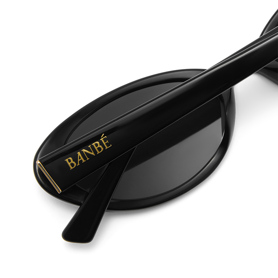 THE IRIS - BLACK-JET