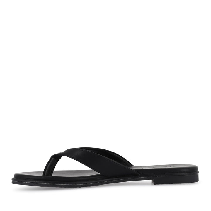 AUGUST - BLACK
