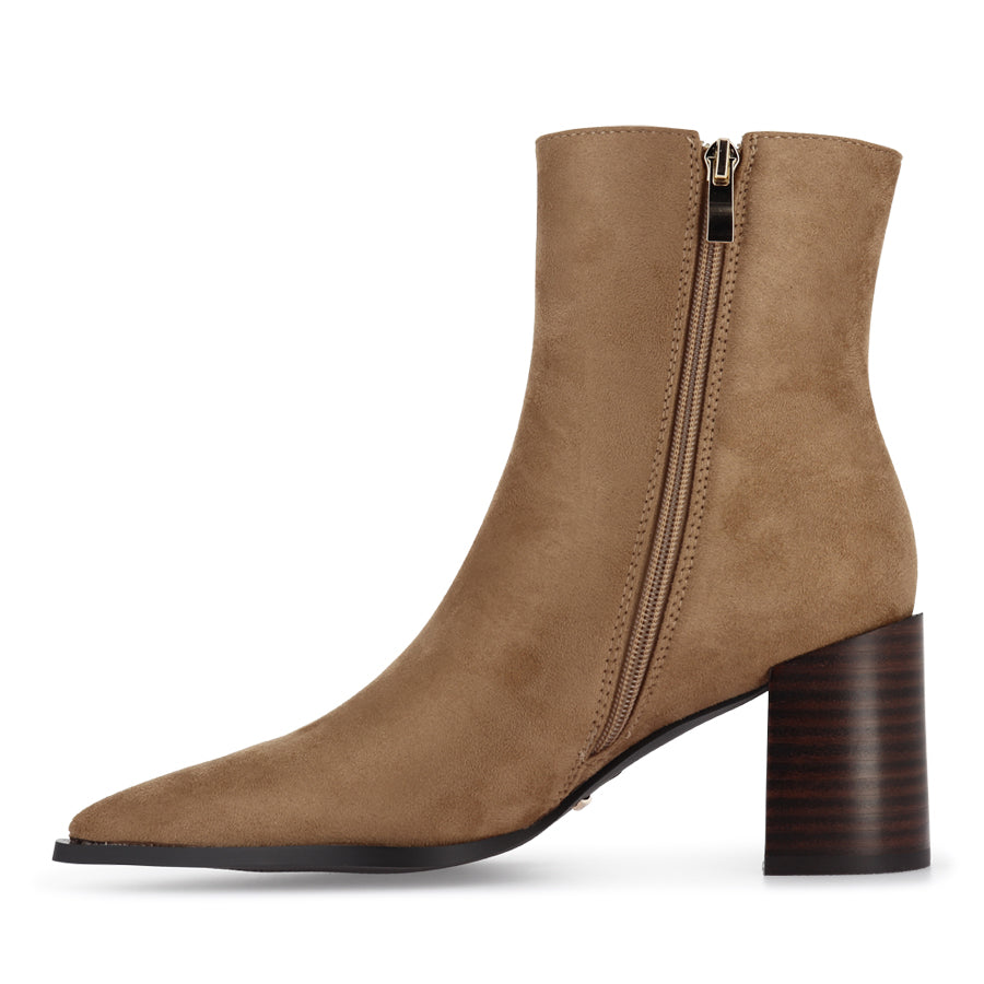 DESSIE - SANDSTONE SUEDE