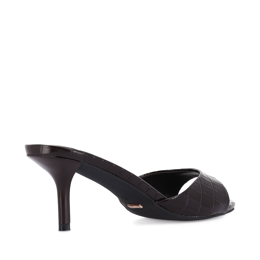 QUENIVA - DARK CACAO PATENT CROC