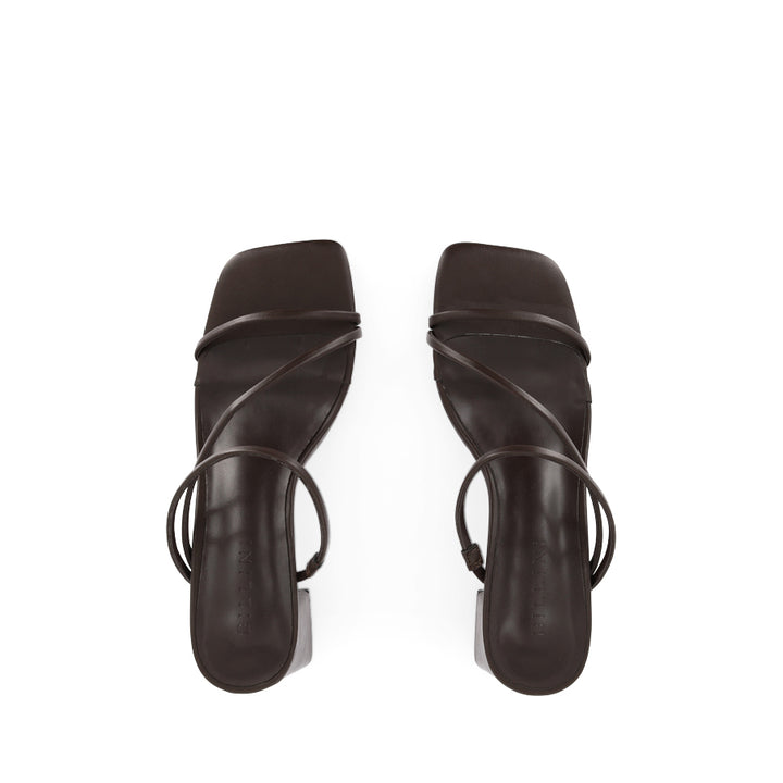 YAZMIN 2.0 - CHOCOLATE