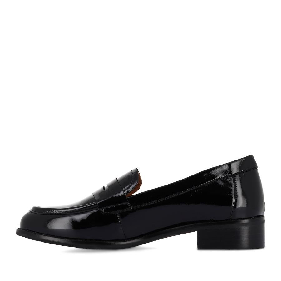 ANGIE - BLACK PATENT BLACK SOLE