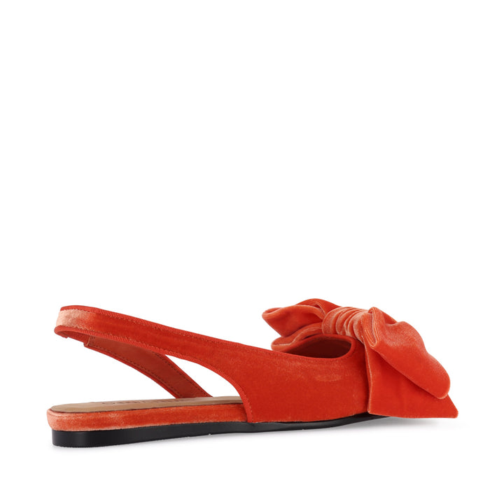 DAISY - CORAL VELVET