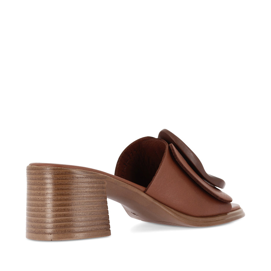 PANTON - CHESTNUT LEATHER
