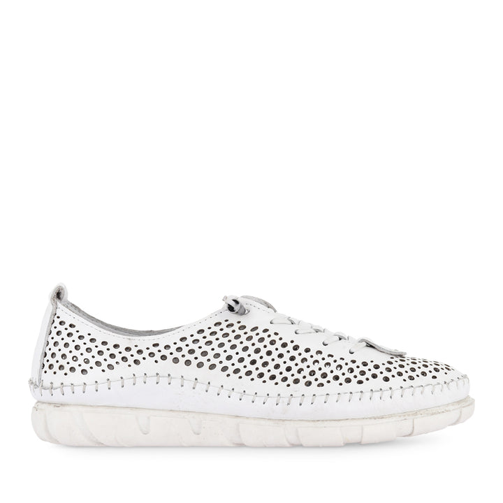 CHIN - WHITE LEATHER
