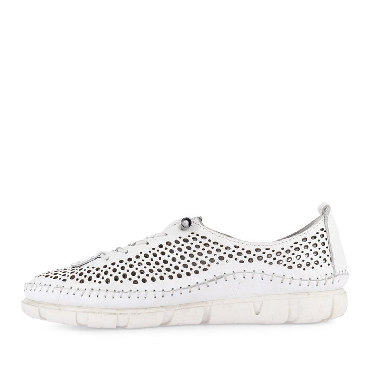 CHIN - WHITE LEATHER
