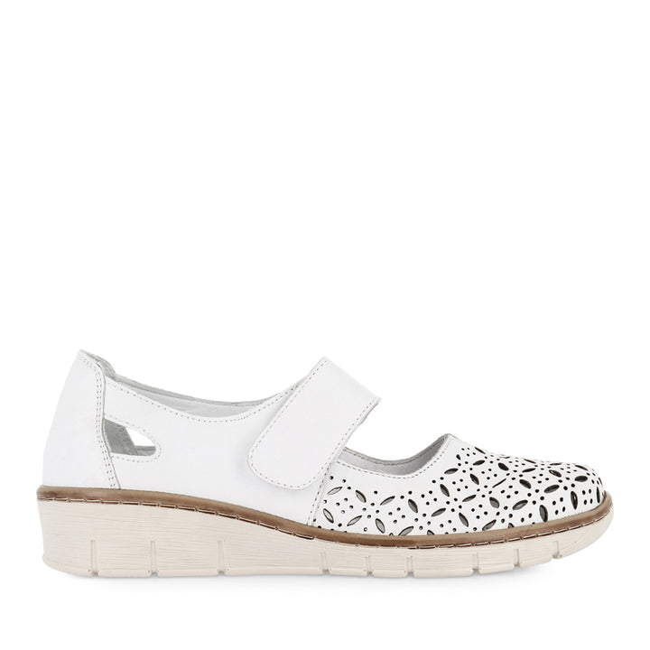 CP395-22 - WHITE LEATHER
