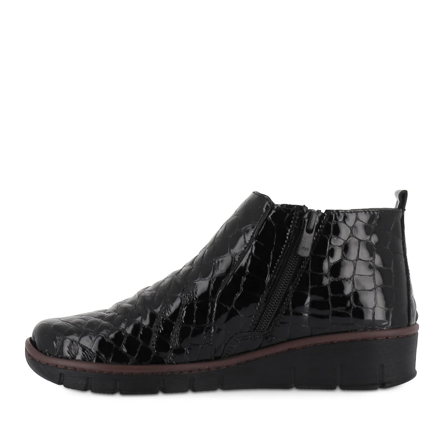 CP452-22 - BLACK CROCO LEATHER