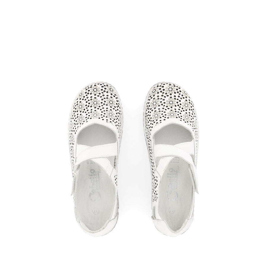CP855-57 - WHITE LEATHER