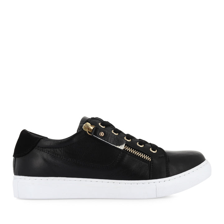 EG520 - BLACK LEATHER