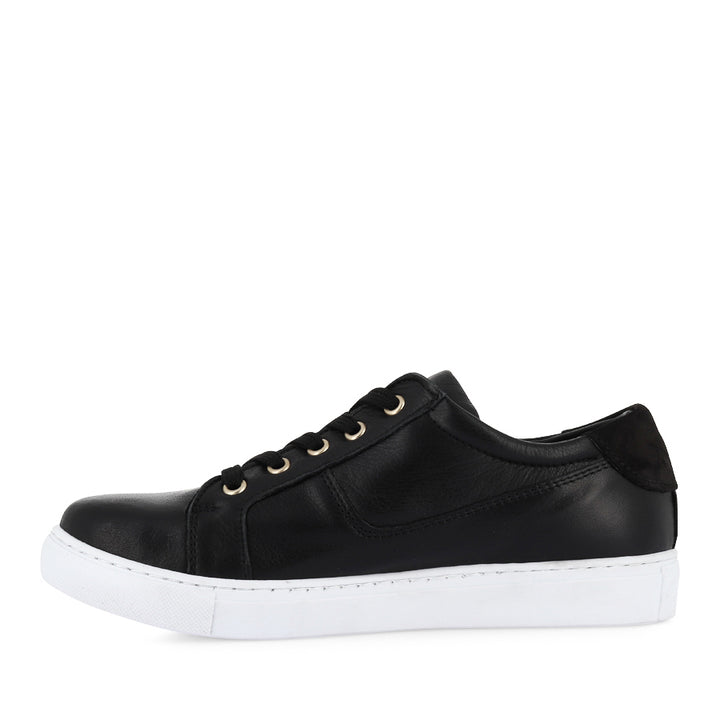EG520 - BLACK LEATHER