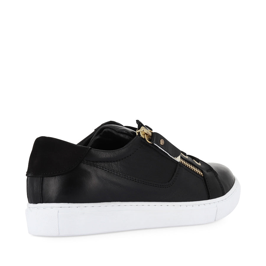 EG520 - BLACK LEATHER