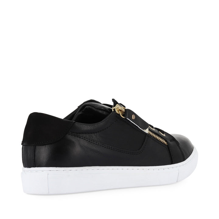 EG520 - BLACK LEATHER