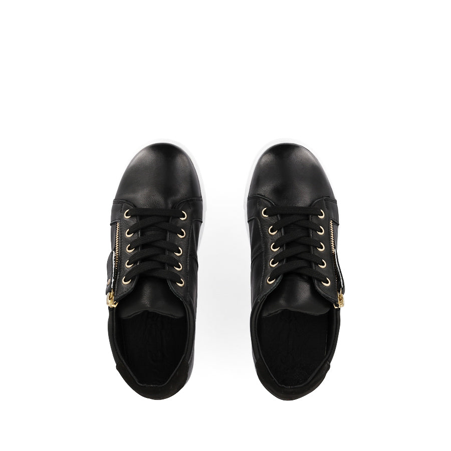 EG520 - BLACK LEATHER