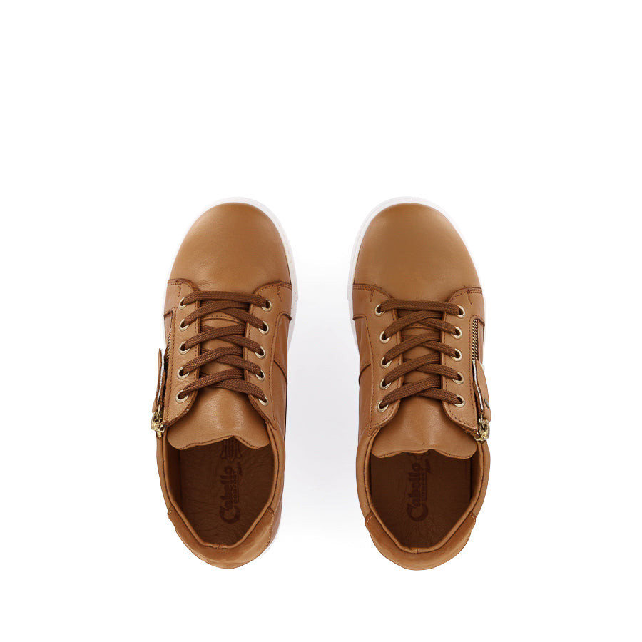 EG520 - TAN LEATHER