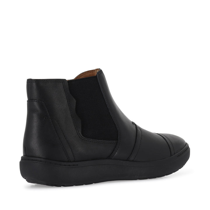 CLARITY - BLACK LEATHER