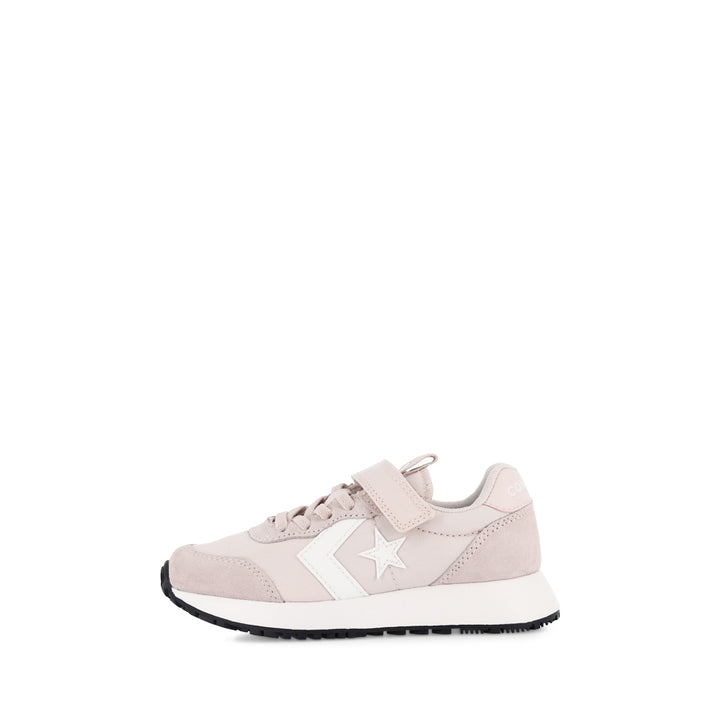 KID OMEGA TRAINER LOW - SHY FLAMINGO/VINTAGE WHITE