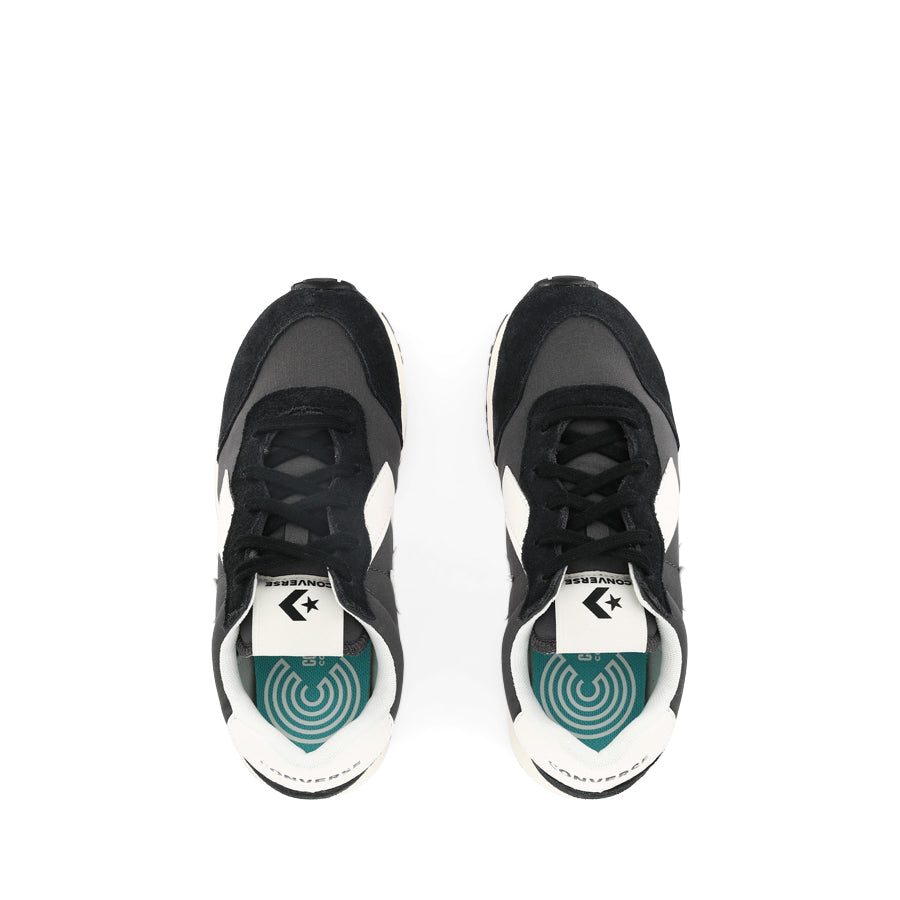 OMEGA TRAINER LOW - BLACK/DARK MATTER/VINTAGE WHITE
