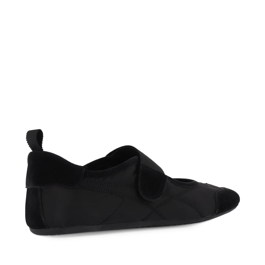 BRITAS - BLACK/SUEDE FABRIC