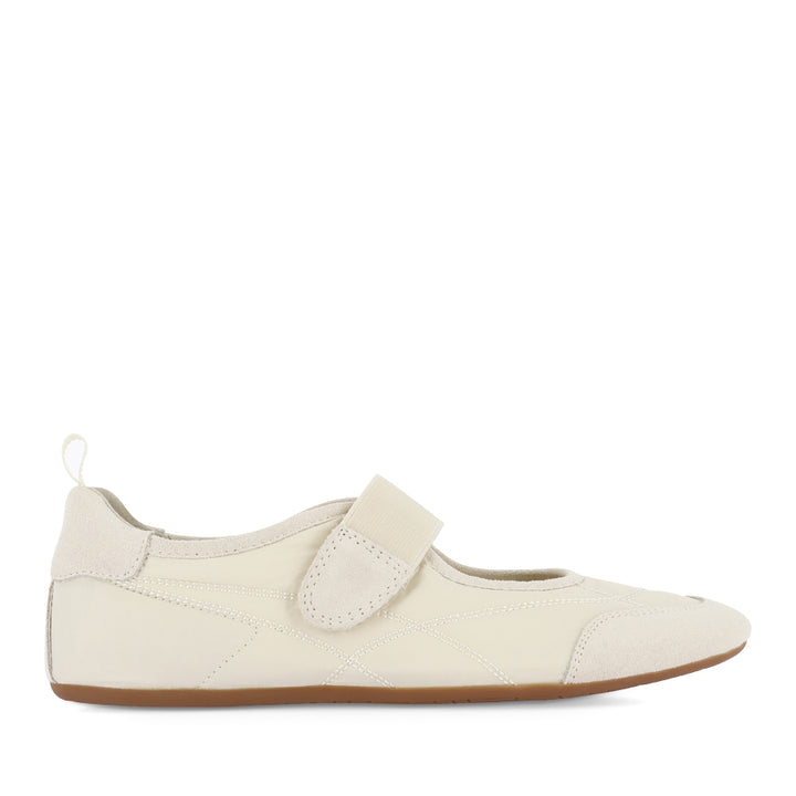 BRITAS - VANILLA/SUEDE FABRIC