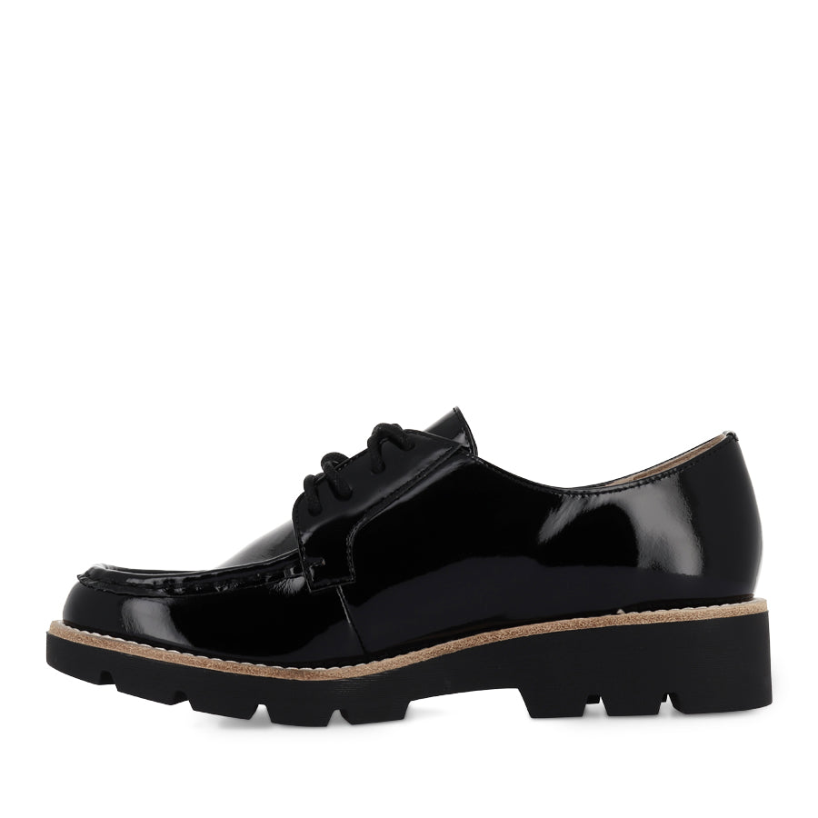 Dizzit Kuwait DIZZIT - BLACK PATENT LEATHER – Evans Shoes