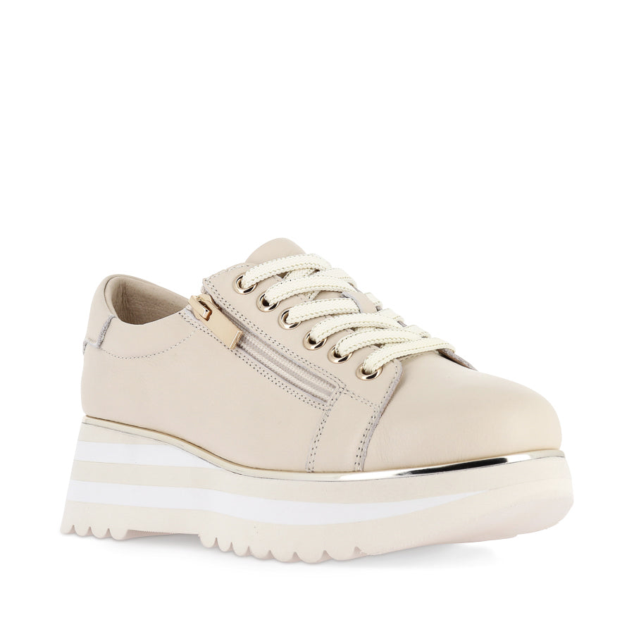 EAMMES - MILK LEATHER