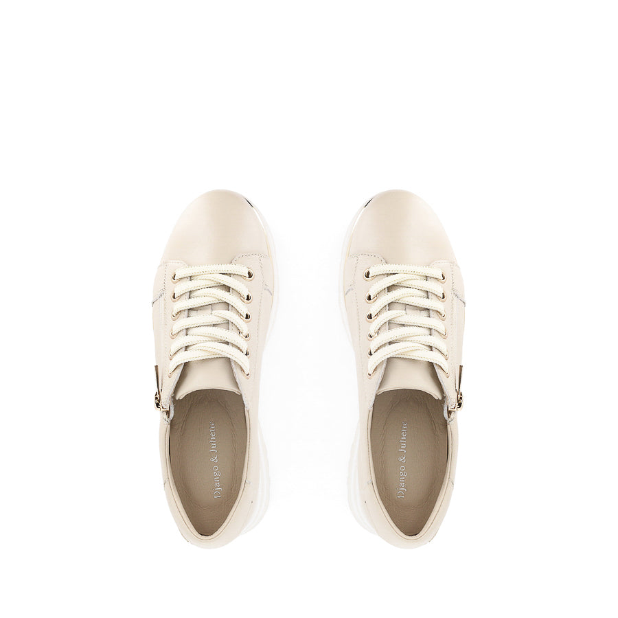EAMMES - MILK LEATHER