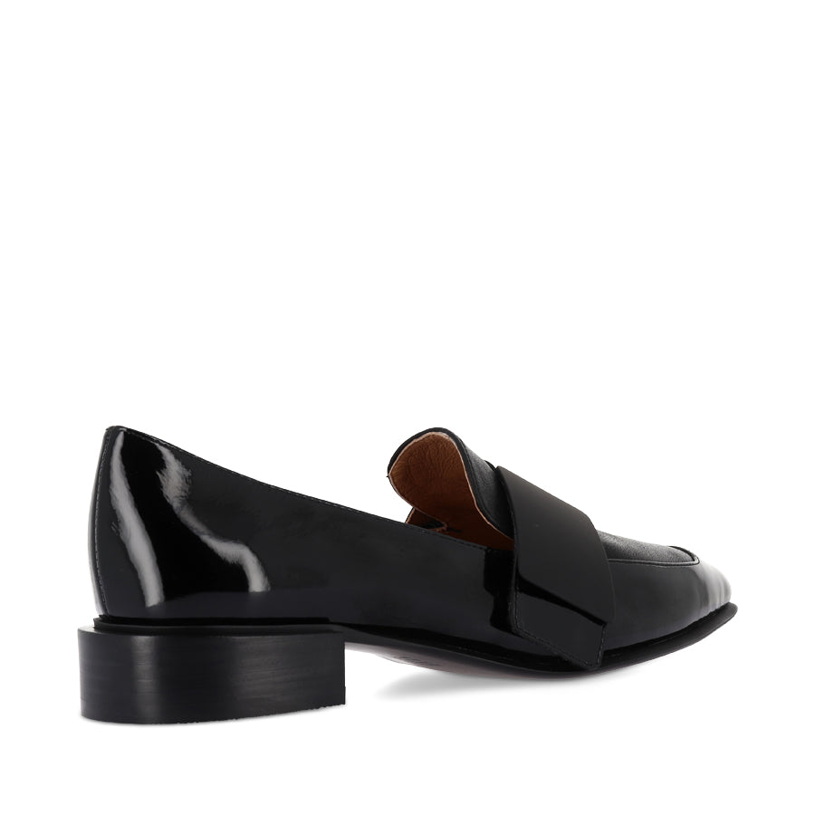 ERING - BLACK BLACK PATENT LEATHER