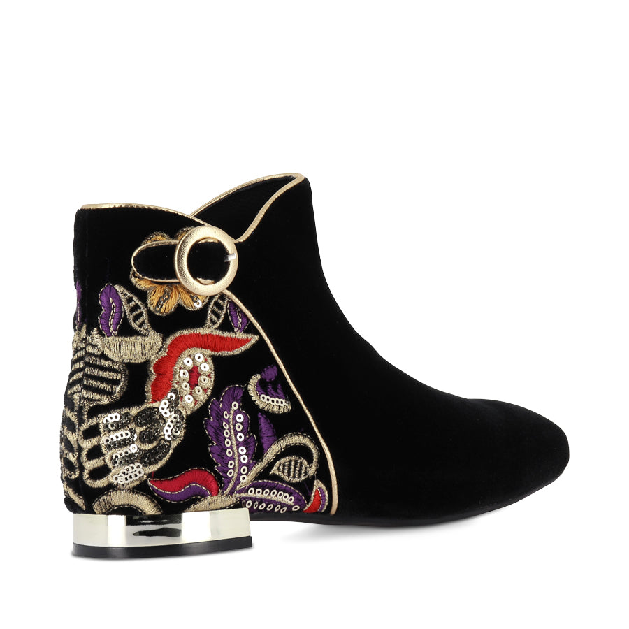 FIANNI - BLACK EMBROIDERY VELVET