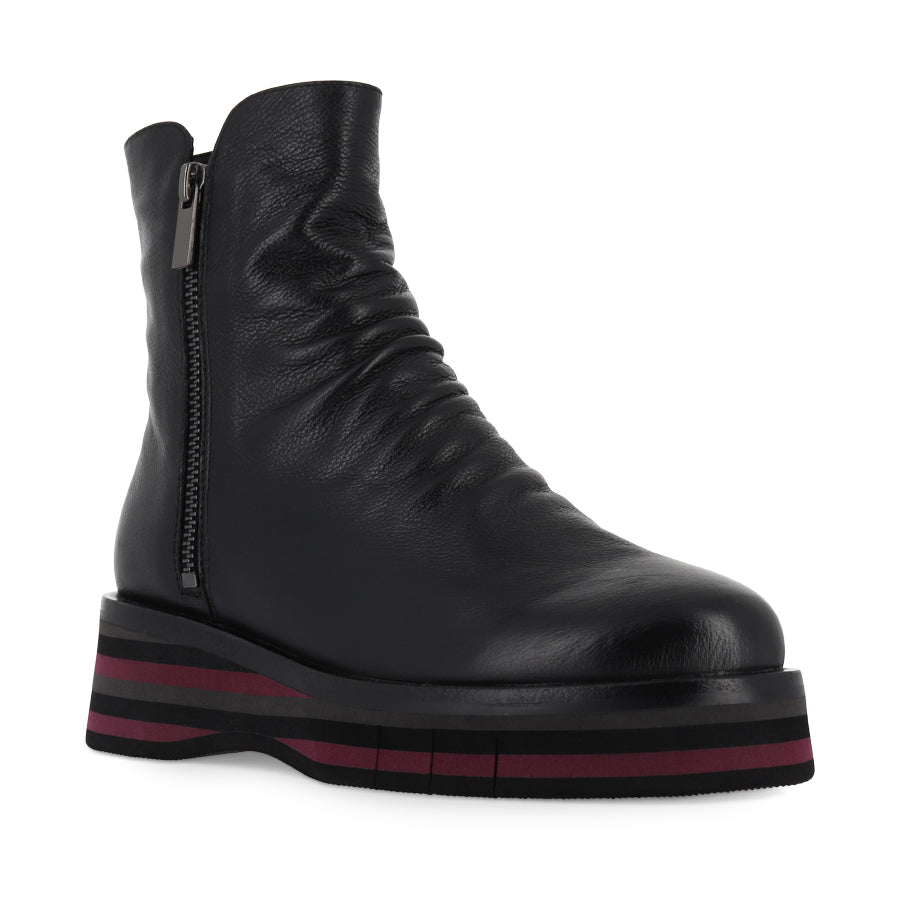 GANNI - BLACK LEATHER