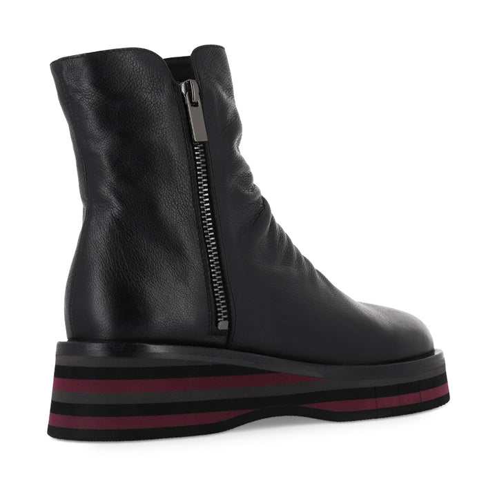 GANNI - BLACK LEATHER