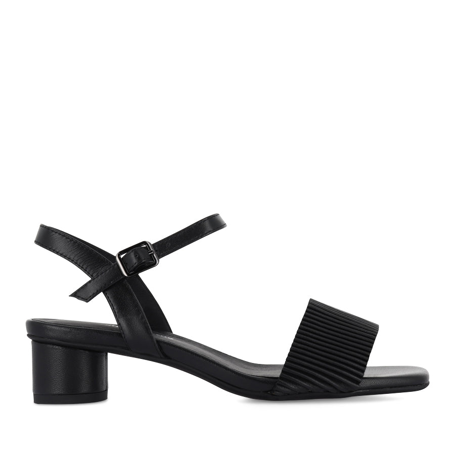 HANITA - BLACK LEATHER