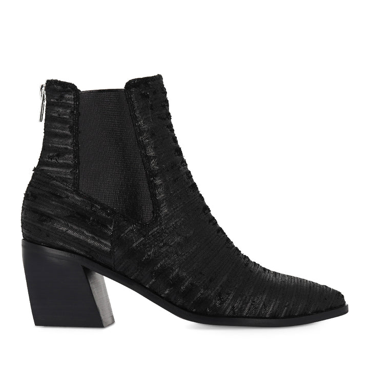 JENNIER - BLACK STRIPE/CUT LEATHER