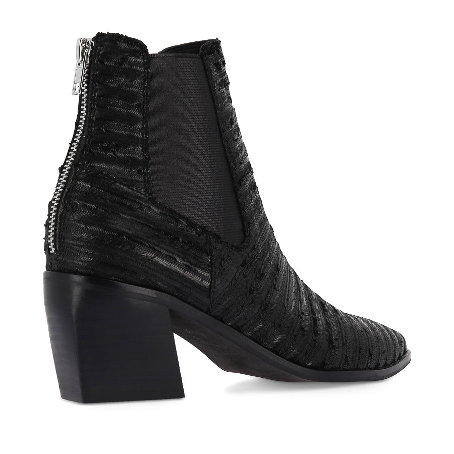 JENNIER - BLACK STRIPE/CUT LEATHER