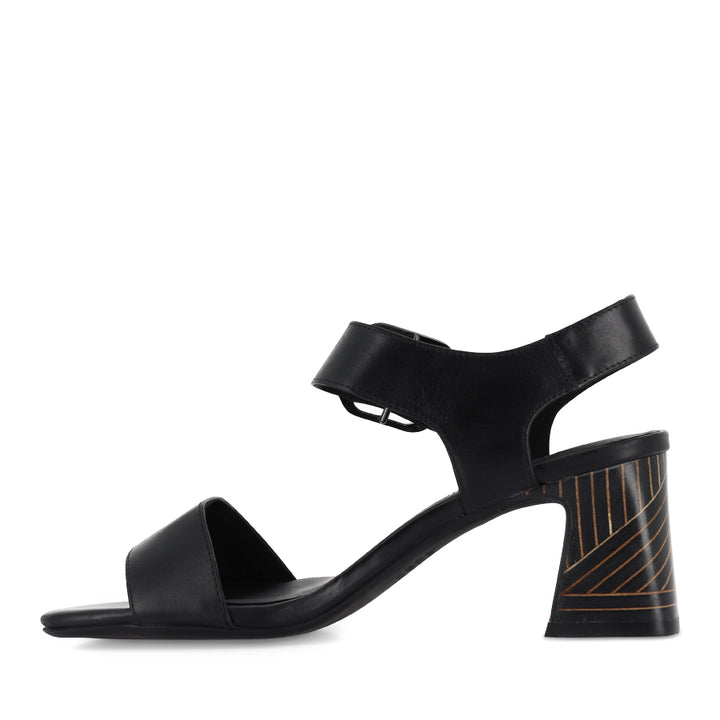 KIRIA - BLACK LEATHER