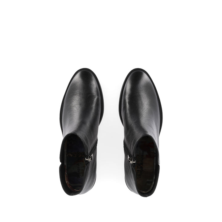 LIEM - BLACK BLACK LEATHER